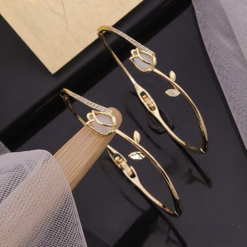 Stainless Steel Anti-Tarnish Adjustable Bangles – Floral Gold with Diamond Detailing