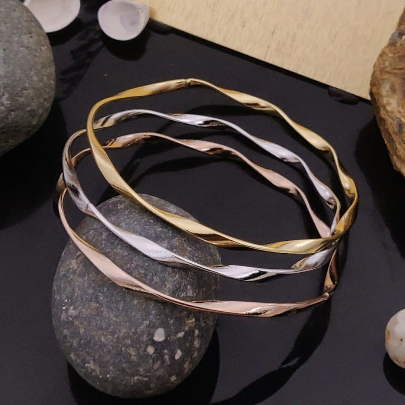Stainless Steel Anti-Tarnish 3-Piece Twisted Bracelet Set – Golden, Silver & Copper